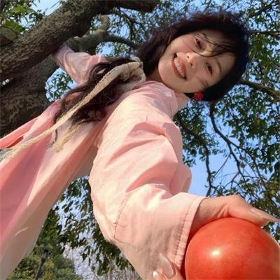 花花公子之千面女陪游